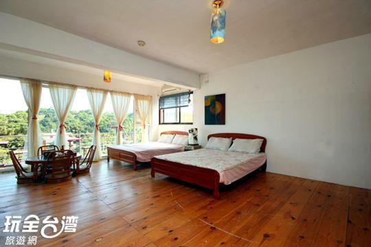 Museum Traveler'S Bnb Sanzhi ภายนอก รูปภาพ