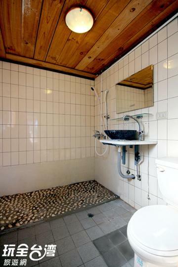 Museum Traveler'S Bnb Sanzhi ภายนอก รูปภาพ